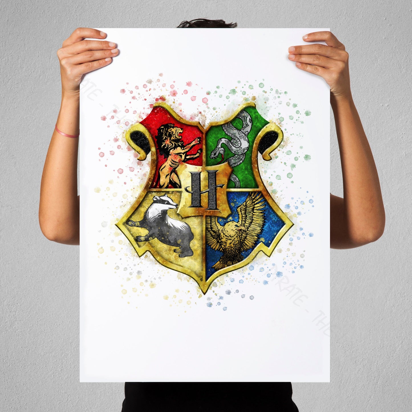 Wizarding World 'HOGWARTS CREST' Hogwarts Harry Potter / Fantastic Beasts Watercolour Splash Wall Art Print